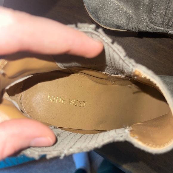 Heel boots, green/brown color. Worn once - Picture 4 of 4